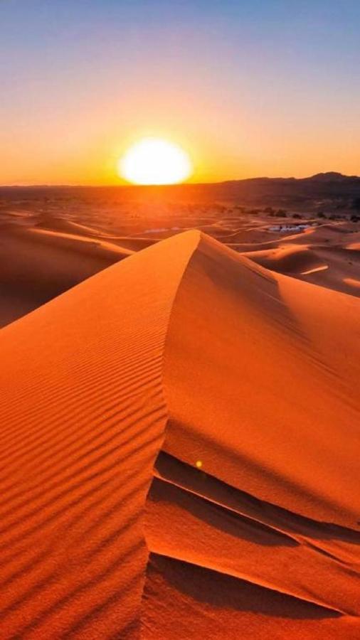 L'Homme Du Desert A Мерцуга Екстериор снимка