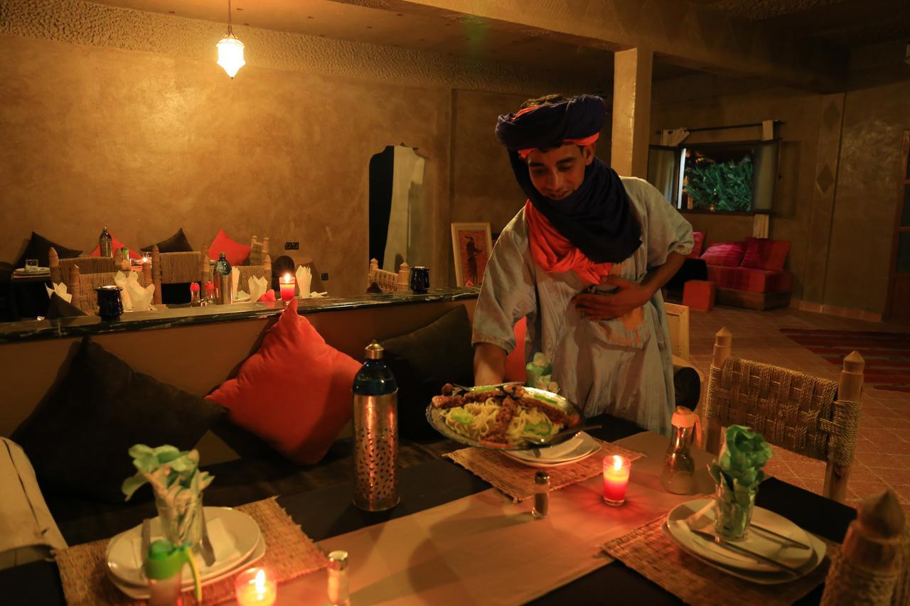 L'Homme Du Desert A Мерцуга Екстериор снимка